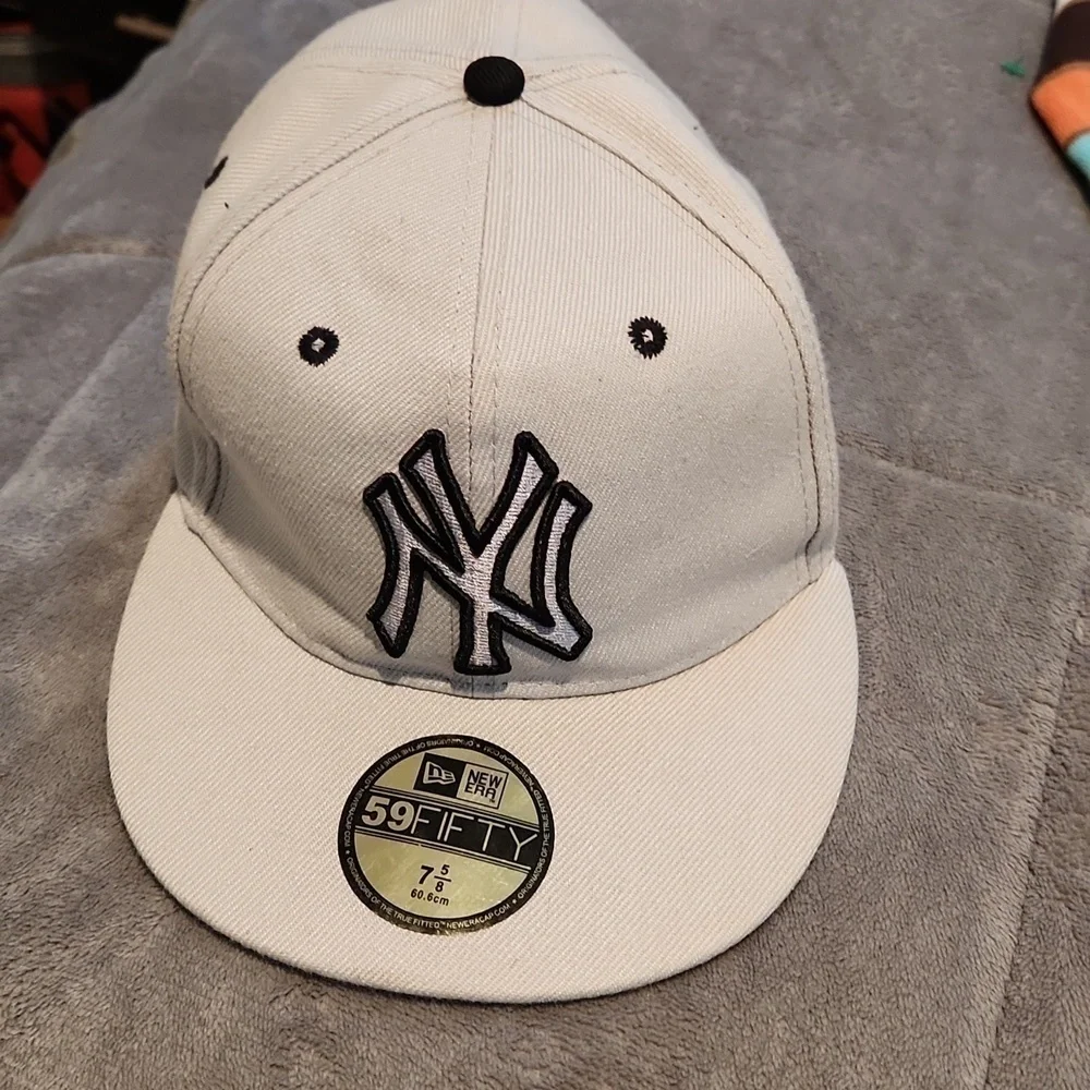 New Era Yankee Cap
